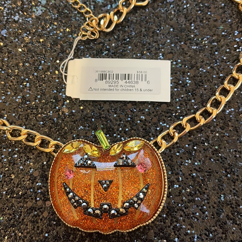 NWT Betsey Johnson Pumpkin statement necklace Halloween fun Cute - Picture 8 of 8